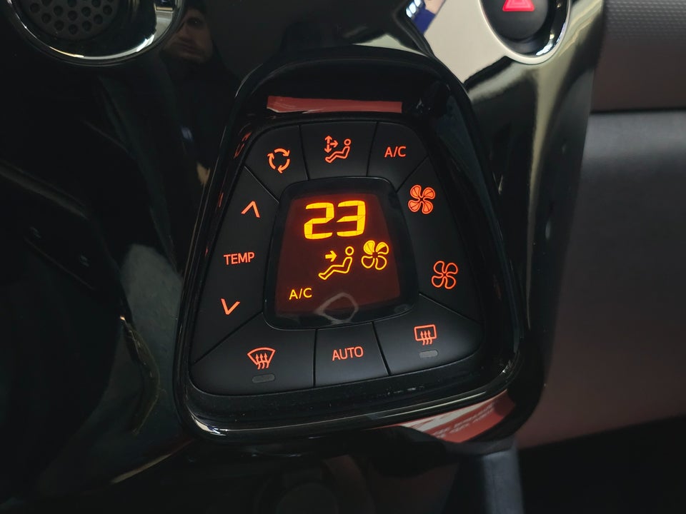 Peugeot 108 1,0 e-VTi 72 Active 5d