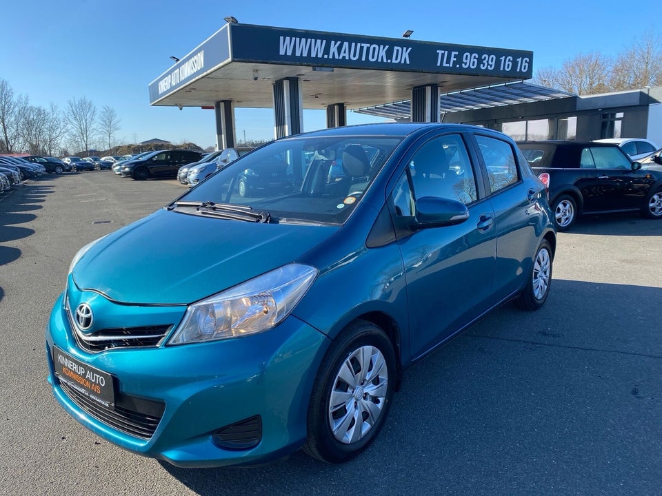 Toyota Yaris 1,0 VVT-i T2 5d