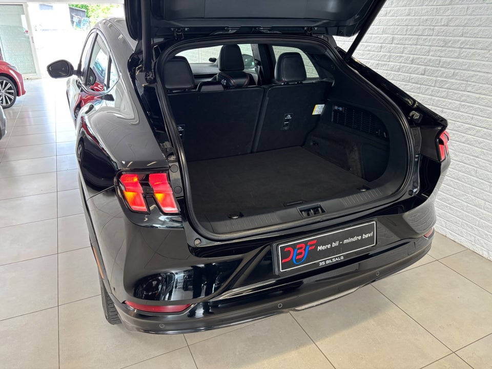 Ford Mustang Mach-E 91 Premium Extended Range AWD 5d