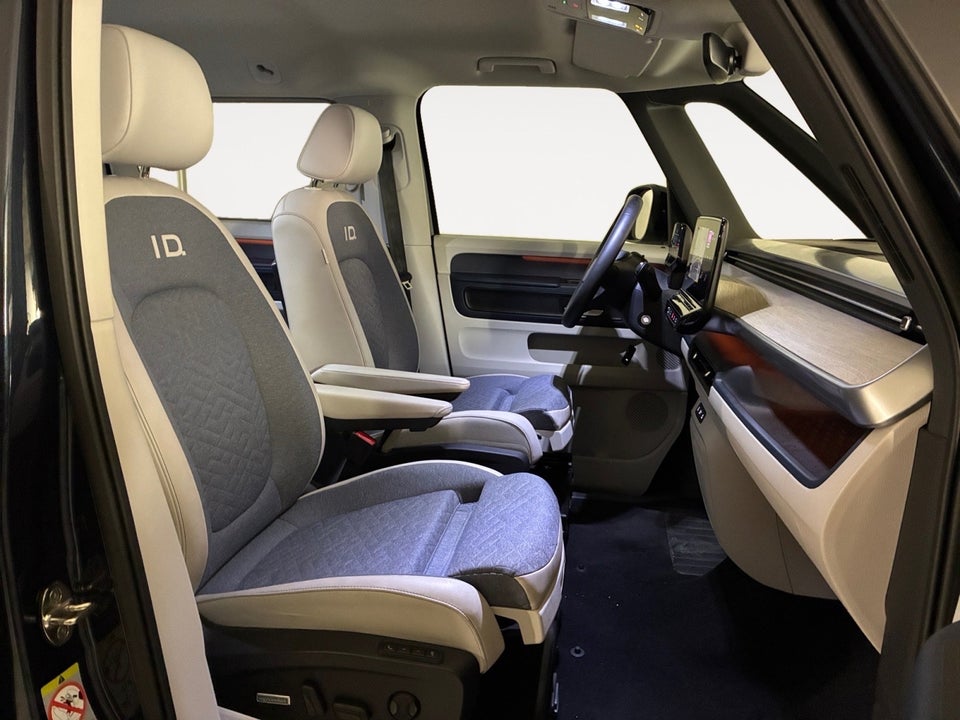 VW ID.Buzz 77 Style SWB 5d