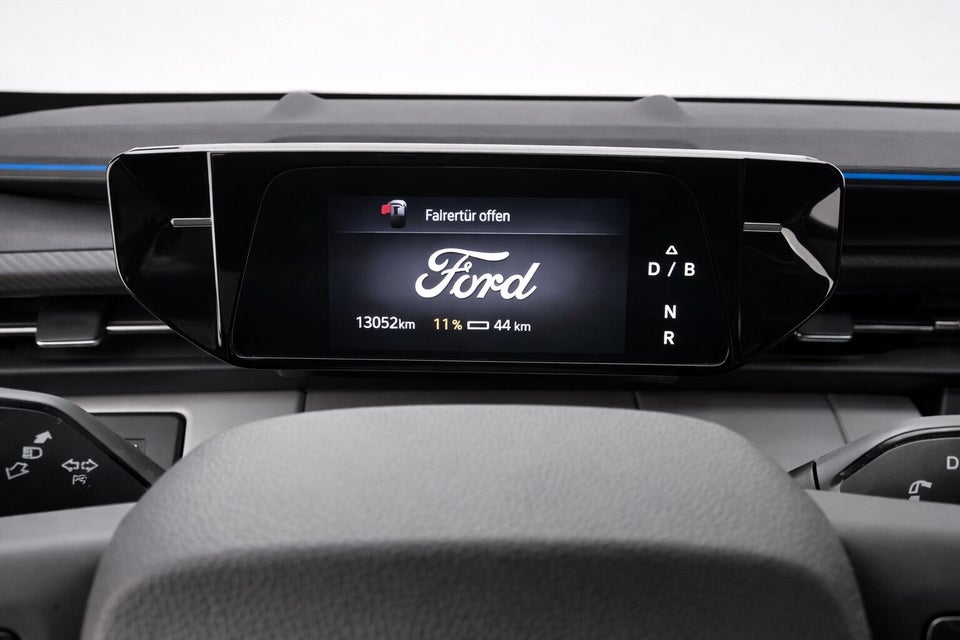 Ford Capri 77 Premium Extended Range 5d