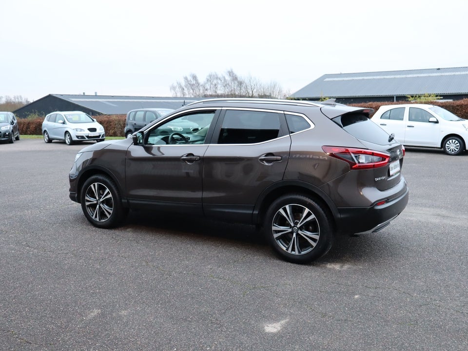 Nissan Qashqai 1,2 Dig-T 115 Tekna+ 5d