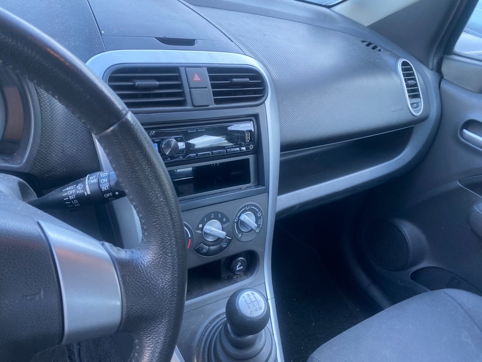 Suzuki Splash 1,0 GL 5d