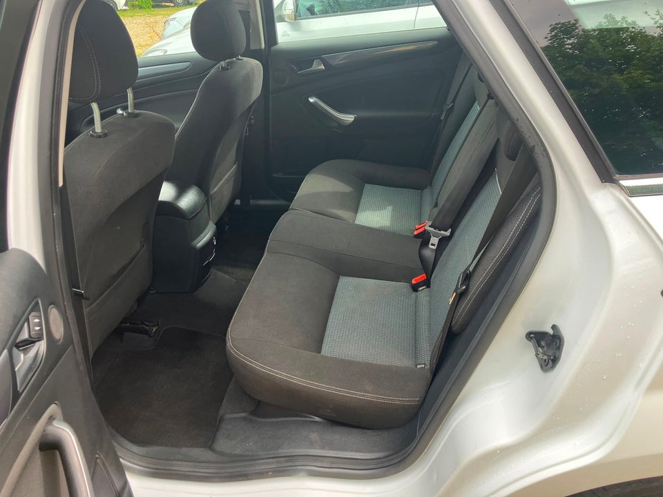 Ford Mondeo 2,0 TDCi 140 Collection stc. 5d