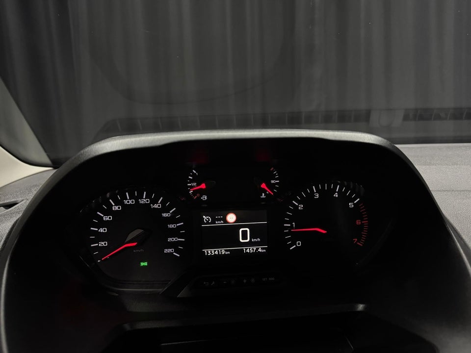 Peugeot Partner 1,5 BlueHDi 100 L1V1 Plus Van