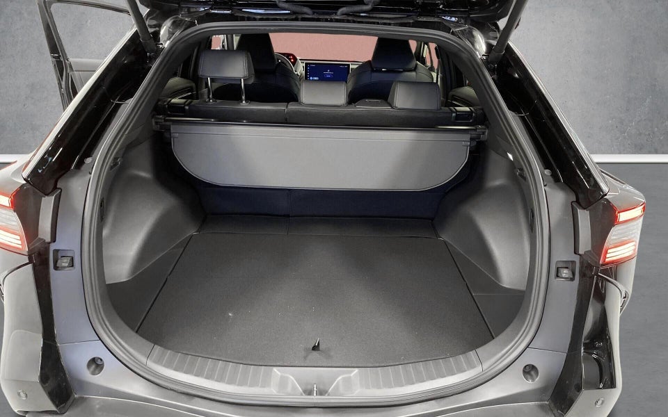 Toyota bZ4X 73 Executive 5d