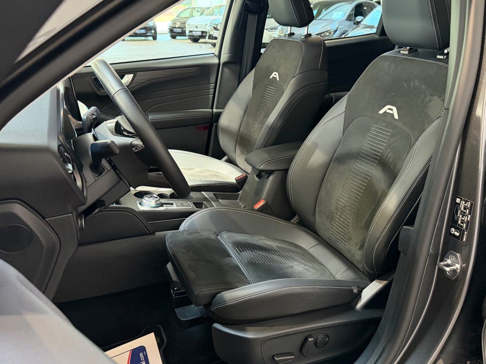 Ford Kuga 2,5 PHEV Active X CVT 5d