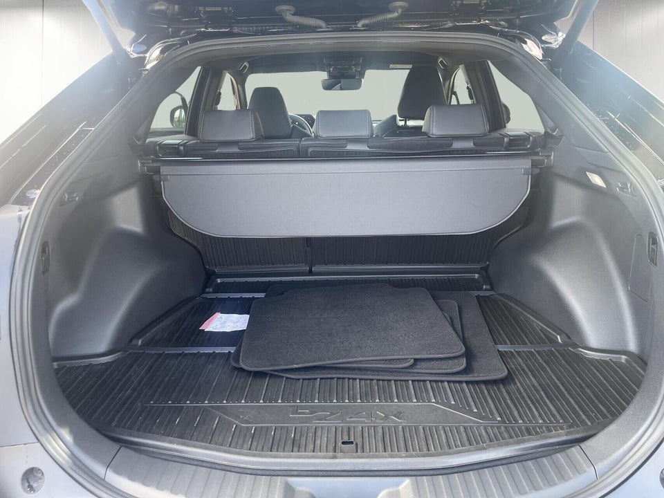 Toyota bZ4X Active 5d