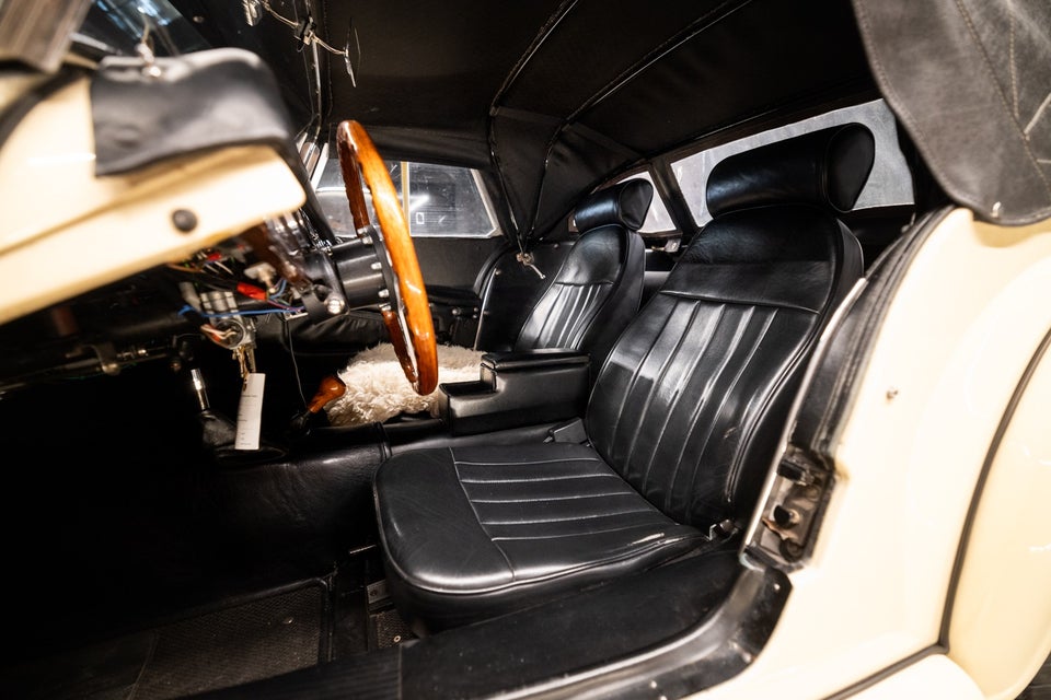 Morgan 4/4 1,6 4 seater 2d