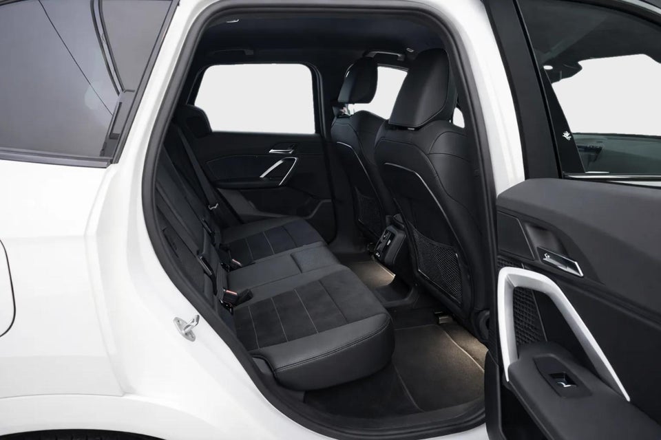 BMW iX1 eDrive20 M-Sport 5d