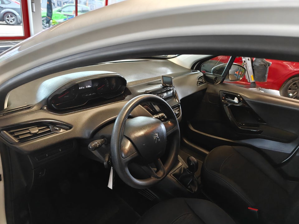 Peugeot 208 1,0 VTi Access Air 3d