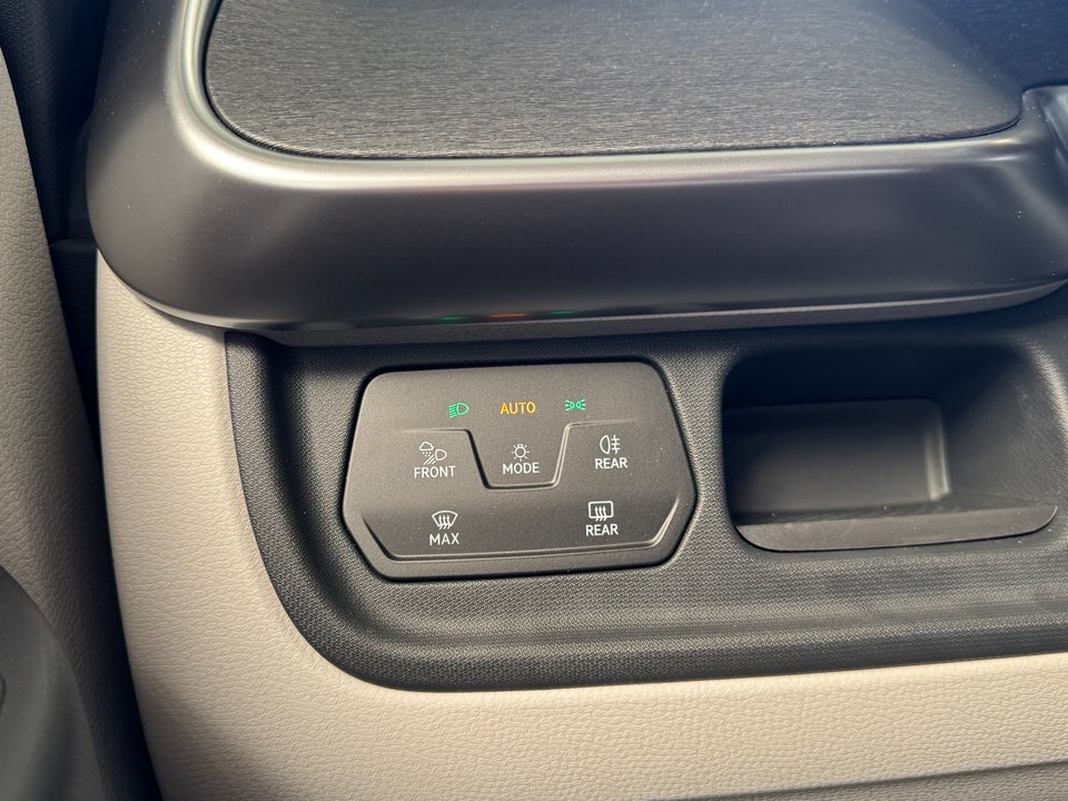 VW ID.Buzz 58 Pure SWB 5d