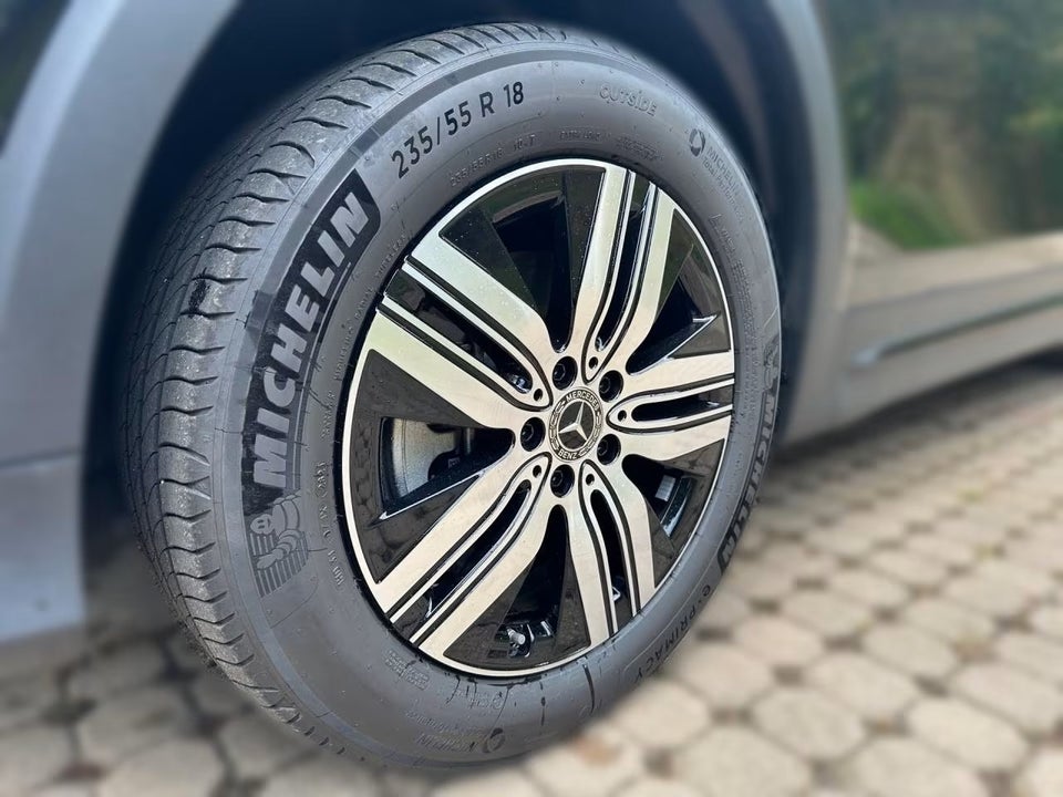 Mercedes EQB300 Progressive Advance Plus 4Matic 5d