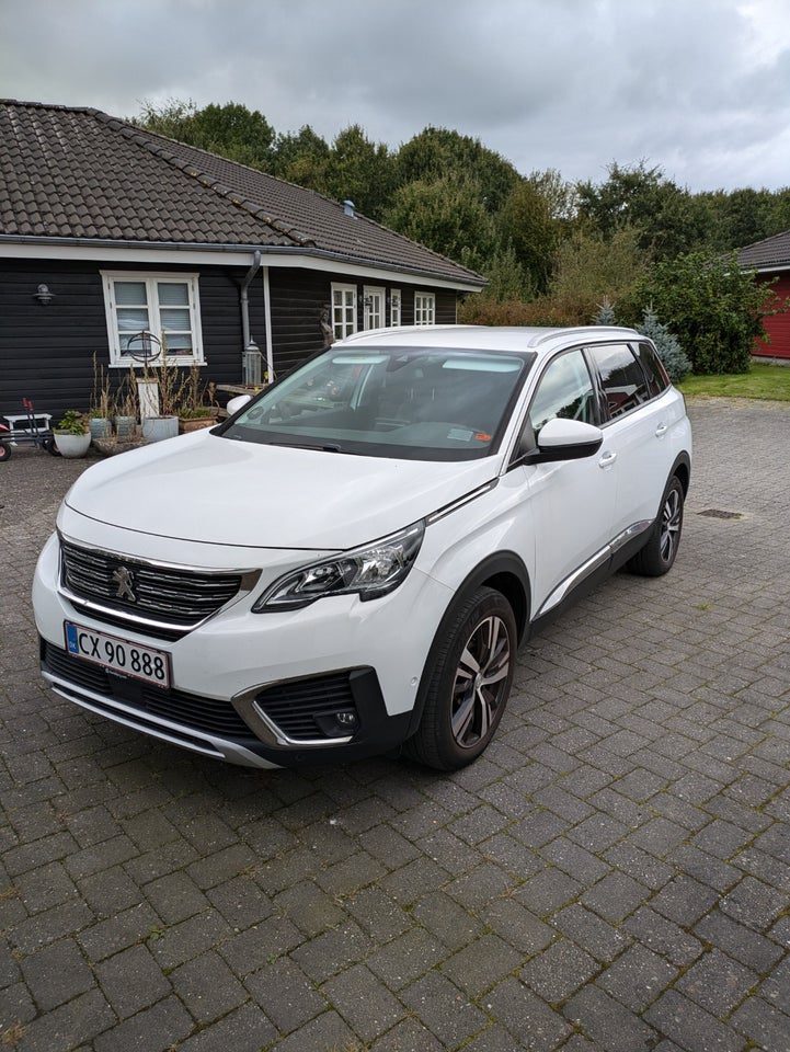 Peugeot 5008 1,2 PureTech 130 Allure EAT8 7prs 5d