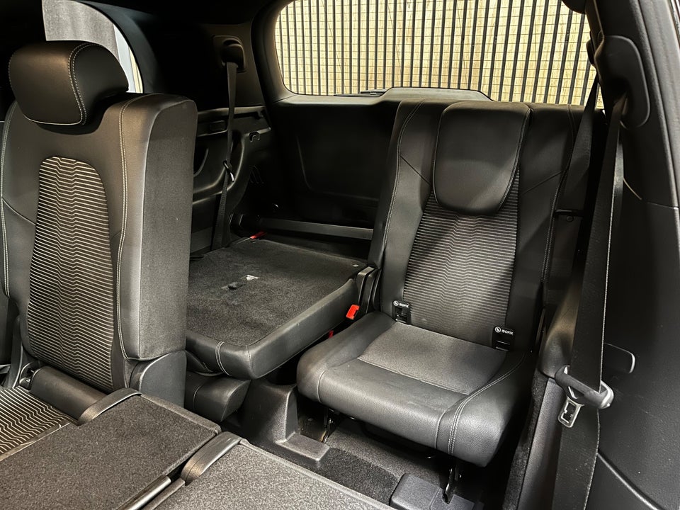 Mercedes EQB250 Progressive 7prs 5d