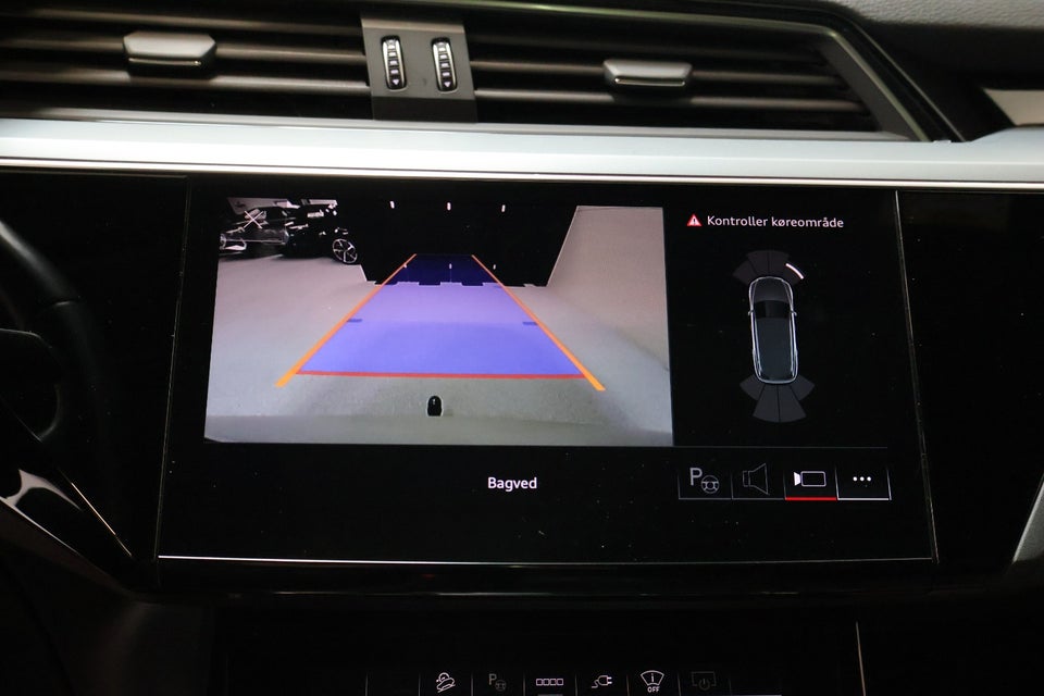 Audi e-tron 55 S-line quattro 5d