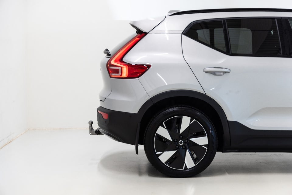 Volvo EX40 Extended Range Plus 5d