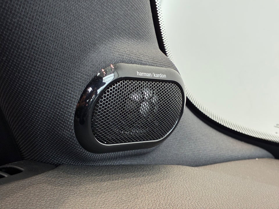 MINI Cooper SE Maximise 3d
