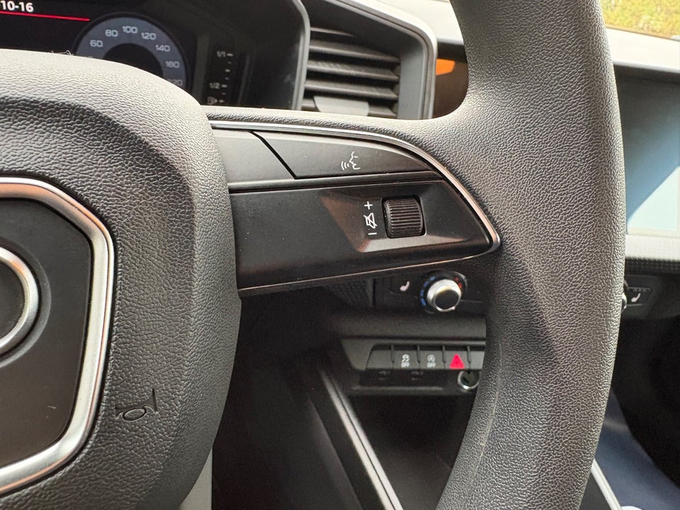 Audi A1 30 TFSi Advanced Sportback 5d