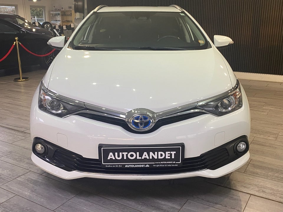 Toyota Auris 1,8 Hybrid H2 Touring Sports CVT 5d