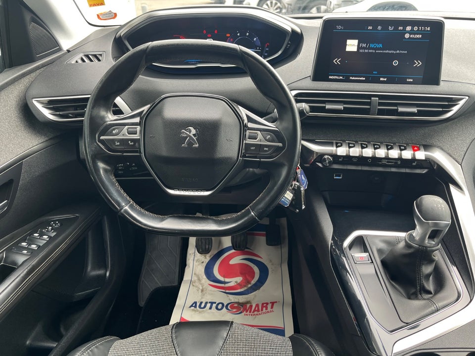 Peugeot 3008 1,6 BlueHDi 120 Allure 5d