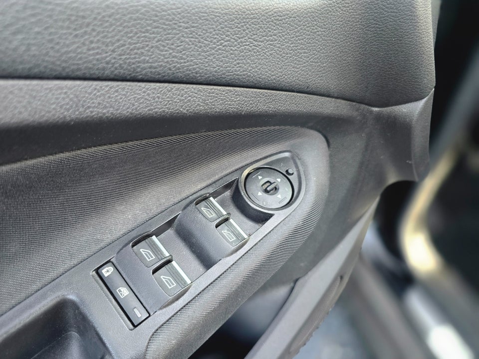Ford C-MAX 1,5 TDCi 120 Titanium 5d