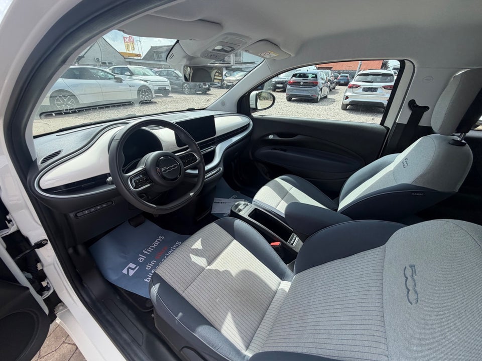 Fiat 500e 42 Icon 3d
