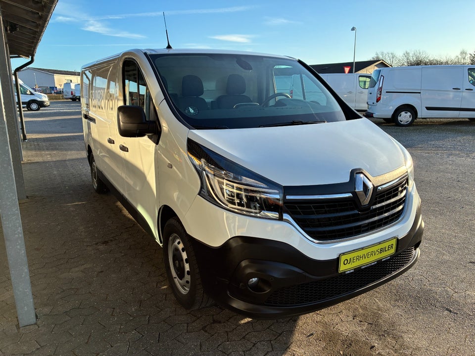 Renault Trafic T29 2,0 dCi 120 L2H1