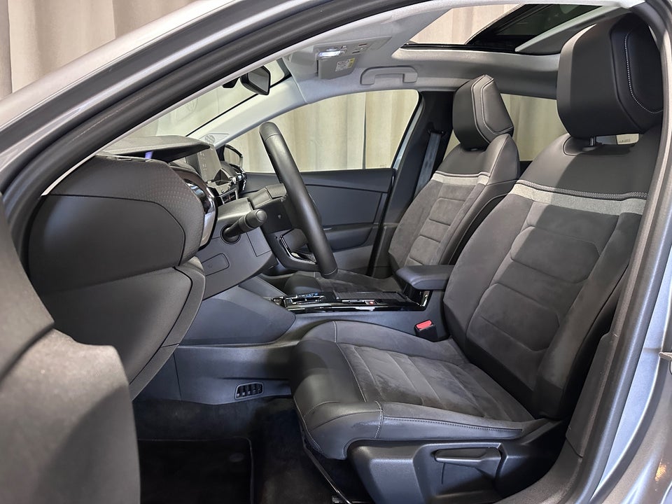 Citroën ë-C4 X 50 Palais Sky 4d