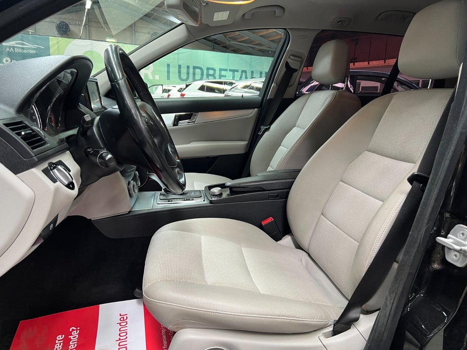 Mercedes C220 2,2 CDi Avantgarde stc. aut. 5d