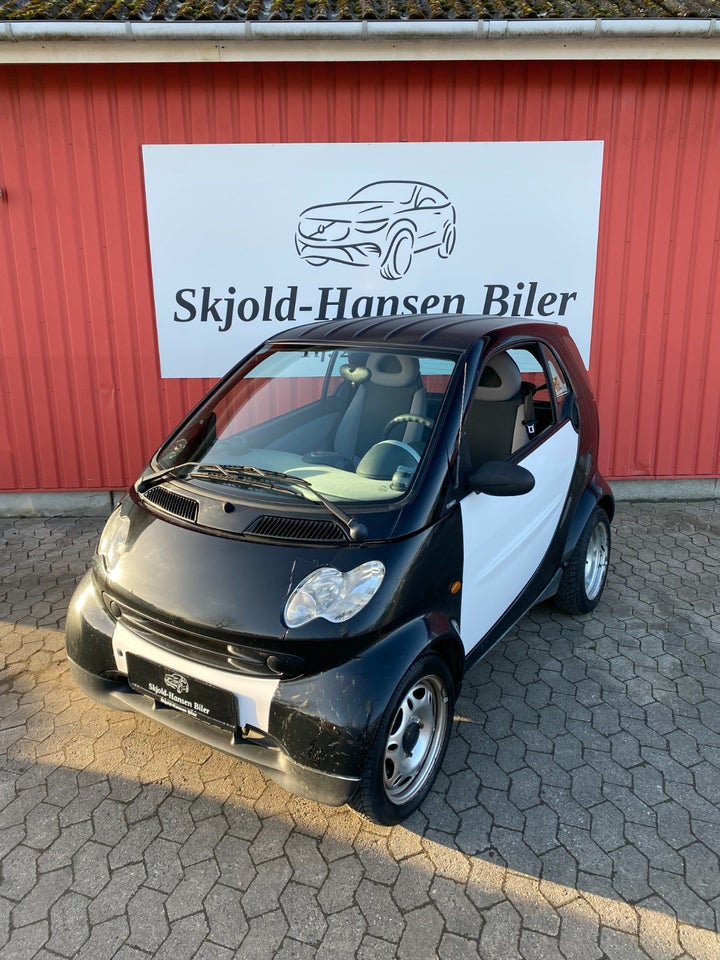 Smart Fortwo Coupé 0,7 Pure 3d