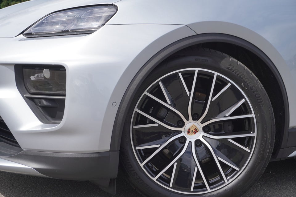 Porsche Macan 4 5d