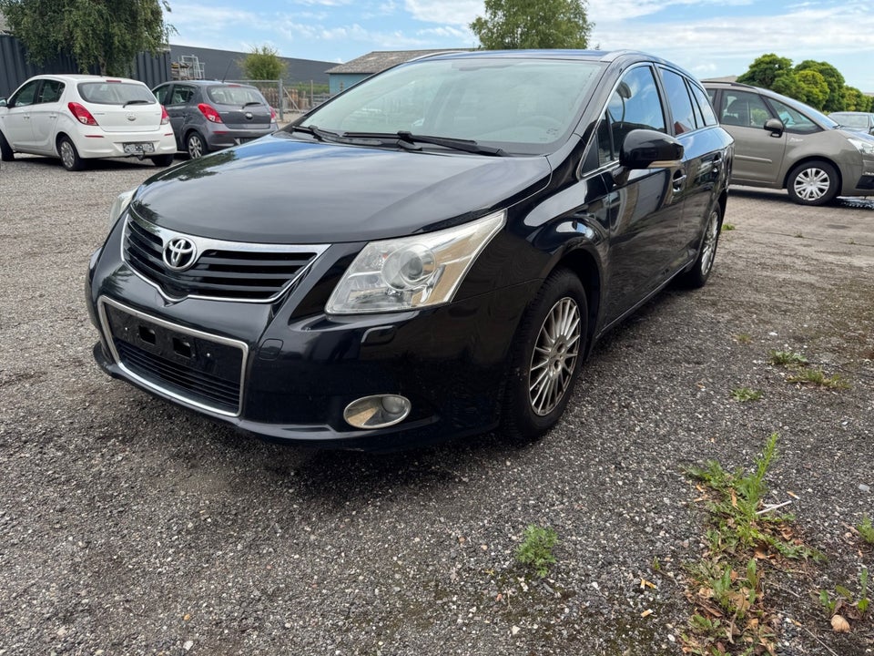 Toyota Avensis 1,8 VVT-i T2 stc. 5d