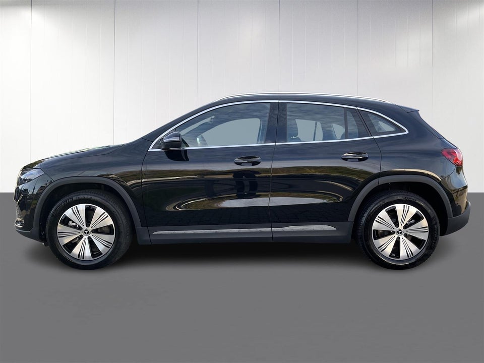 Mercedes EQA300 Progressive 4Matic 5d