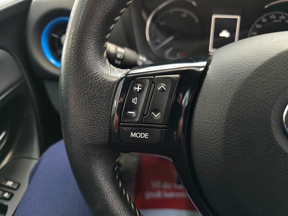 Toyota Yaris 1,5 Hybrid H3 Limited e-CVT 5d