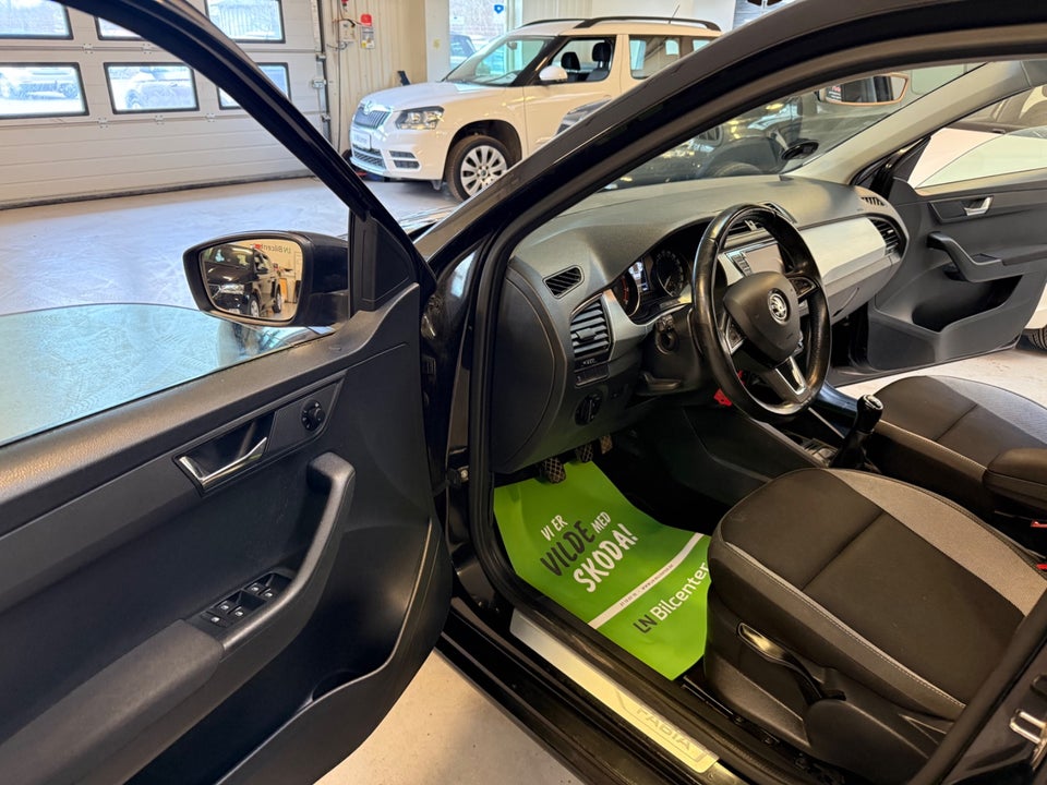 Skoda Fabia 1,0 TSi 110 Ambition Combi 5d