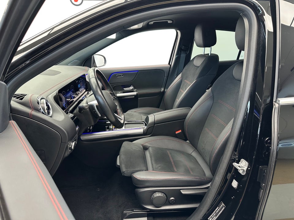 Mercedes EQA350 AMG Line 4Matic 5d