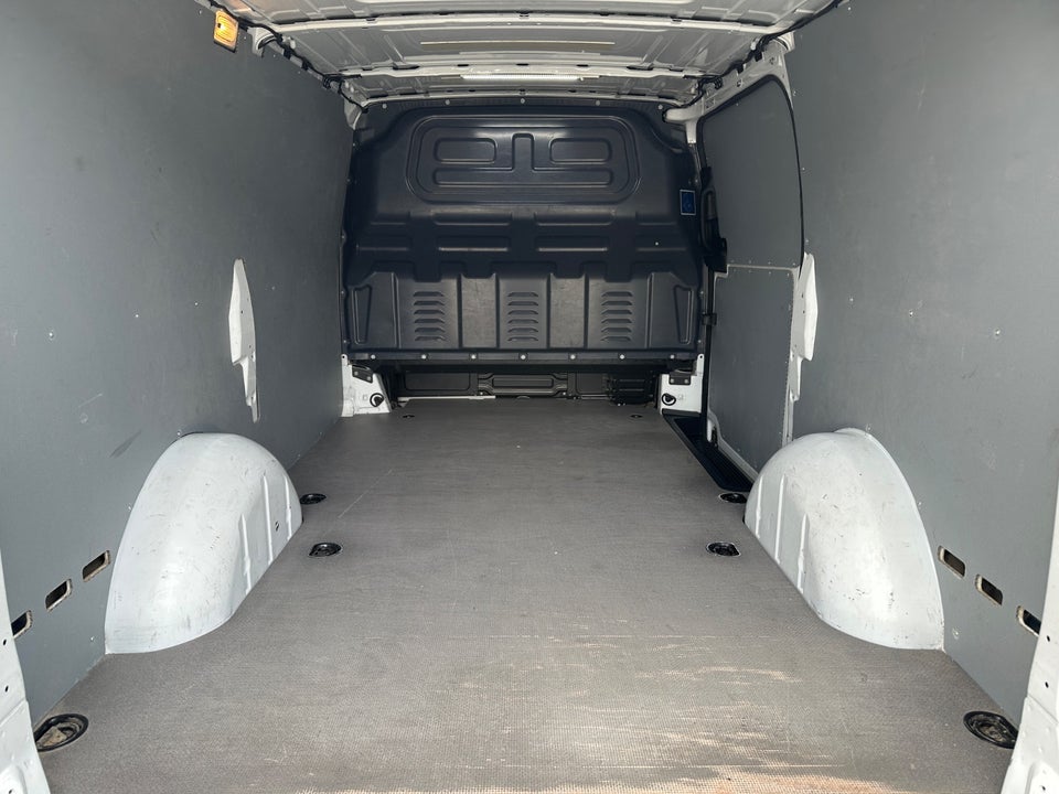 Mercedes Vito 114 2,0 CDi Kassevogn aut. L RWD