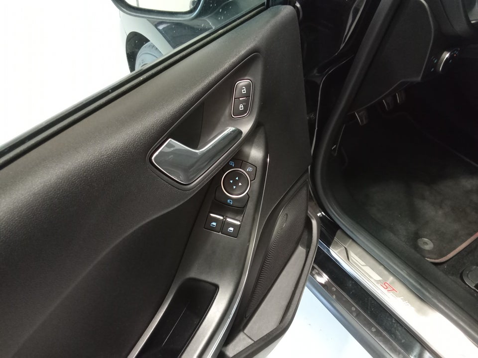 Ford Fiesta 1,0 EcoBoost ST-Line 5d