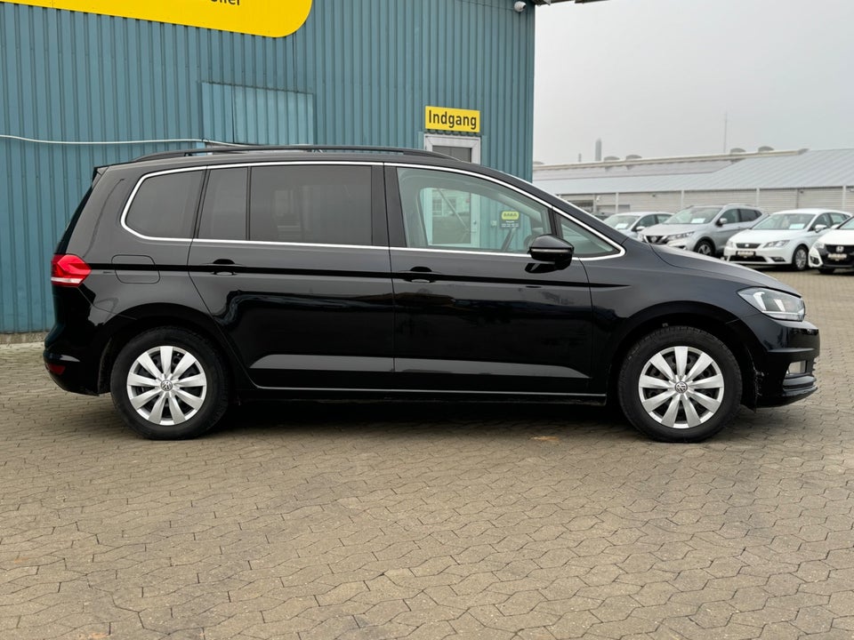 VW Touran 1,6 TDi 115 Comfortline 7prs 5d