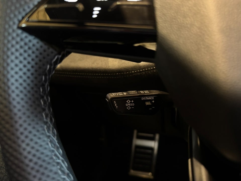 Audi S6 e-tron Avant quattro 5d