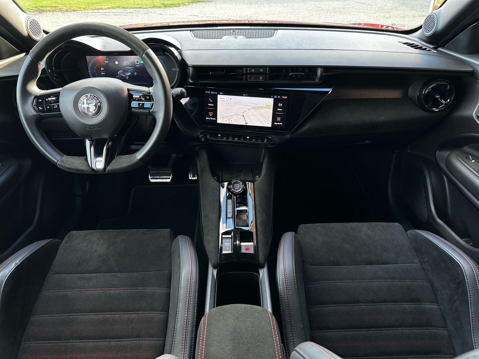 Alfa Romeo Junior Elettrica Speciale 5d