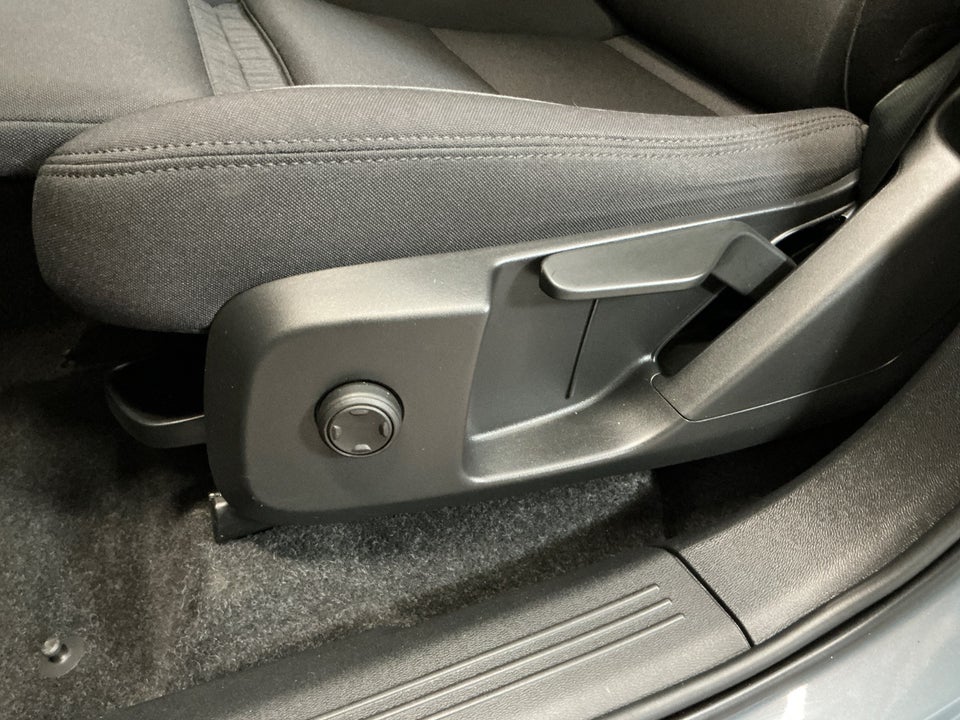 Volvo XC40 P6 ReCharge Core 5d