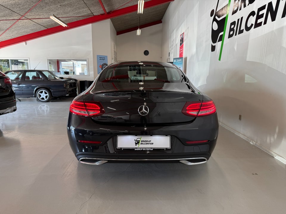 Mercedes C220 d 2,0 Advantage AMG Coupé aut. 2d