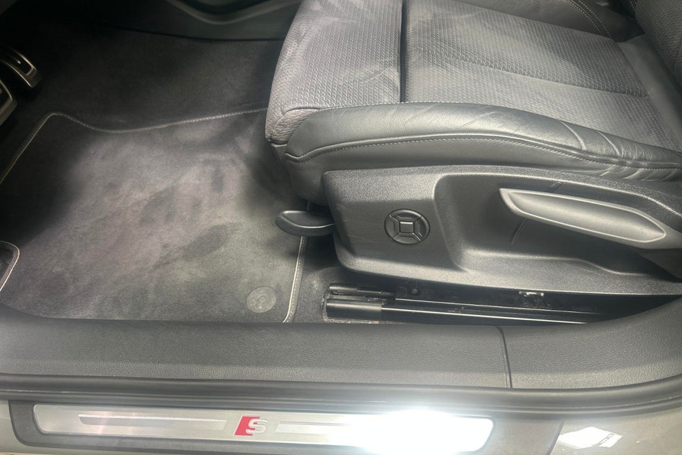 Audi A6 55 TFSi e Sport Prestige Avant quattro S-tr. 5d