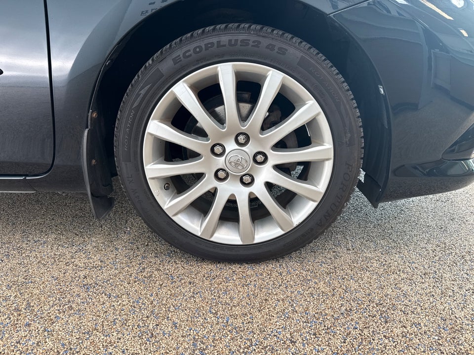 Toyota Auris 1,8 Hybrid H2 Comfort CVT 5d