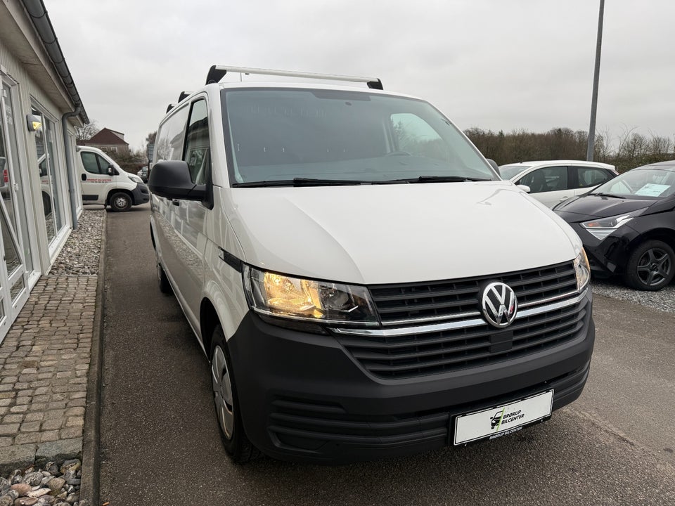 VW Transporter 2,0 TDi 150 Kassevogn DSG lang