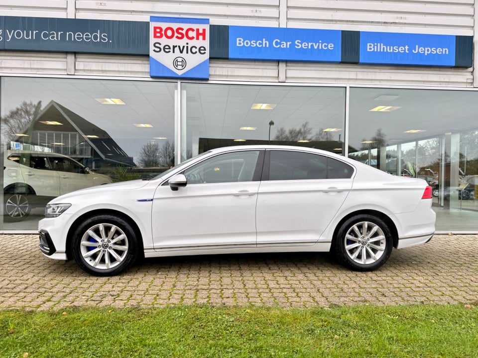 VW Passat 1,4 GTE DSG 4d