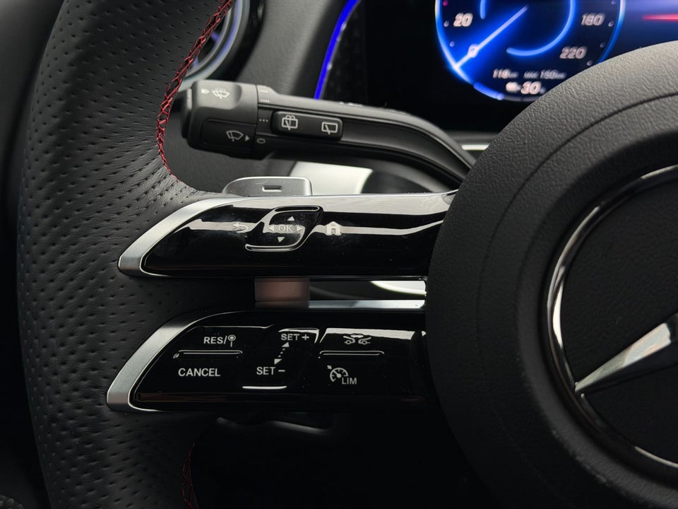 Mercedes EQB250+ AMG Line 5d