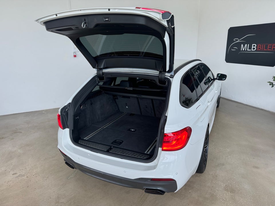 BMW 530d 3,0 Touring M-Sport xDrive aut. 5d